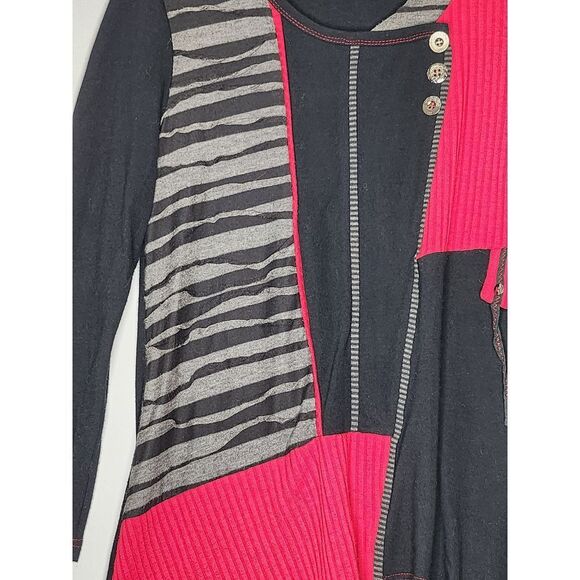 Emma G Womans Abstract Art to Wear Patchwork Shirt Top Tunic Small Black‎ Red - Picture 5 of 11